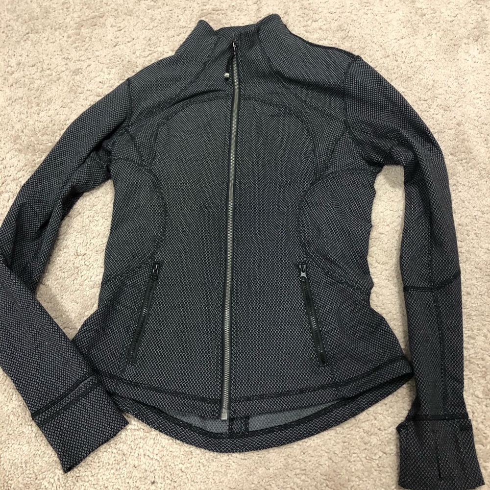 Lululemon fitted zip up jacket